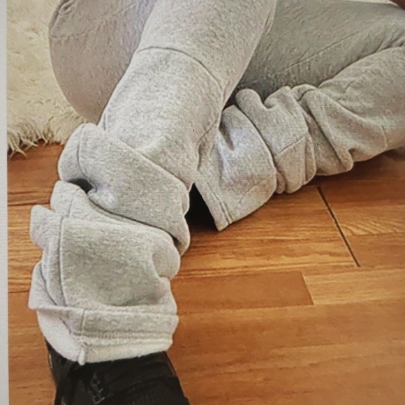 DONATED!Drawstring Ruched Sweatpant - Picture 3 of 7